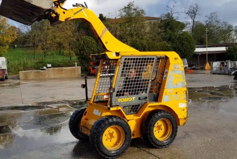 JCB 165 Robot